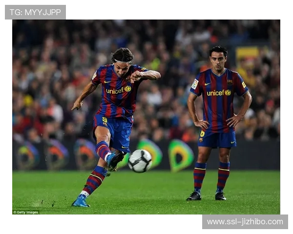 费尔明帽子戏法助巴萨大胜 拉什福德点球加双响双星闪耀